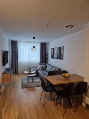Apartment Halilovic L2-18
